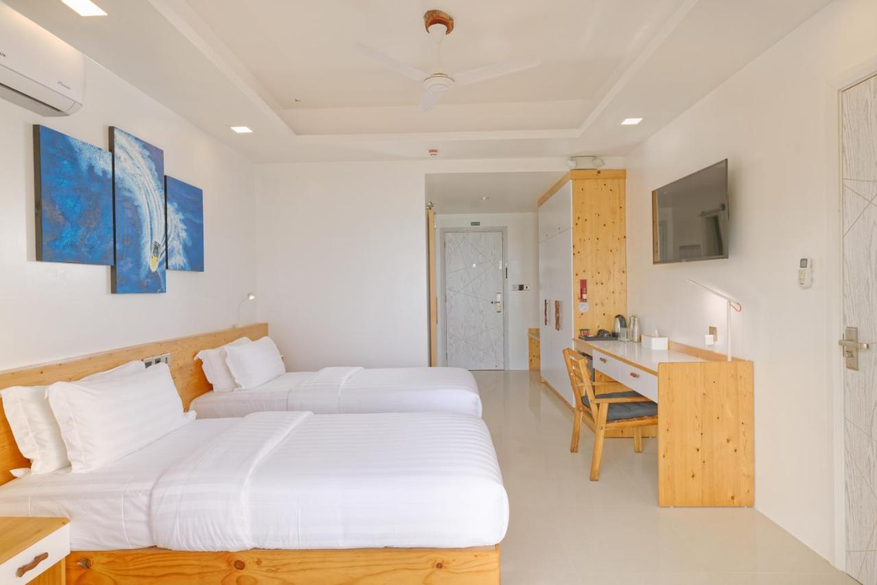 Luau Inn, Maldives Casa de hóspedes 3*
