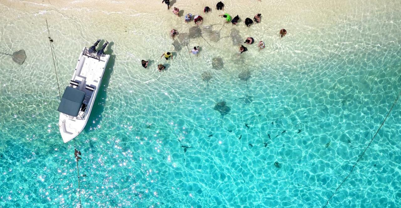 Luau Inn, Maldives Maison d'hôtes 3*