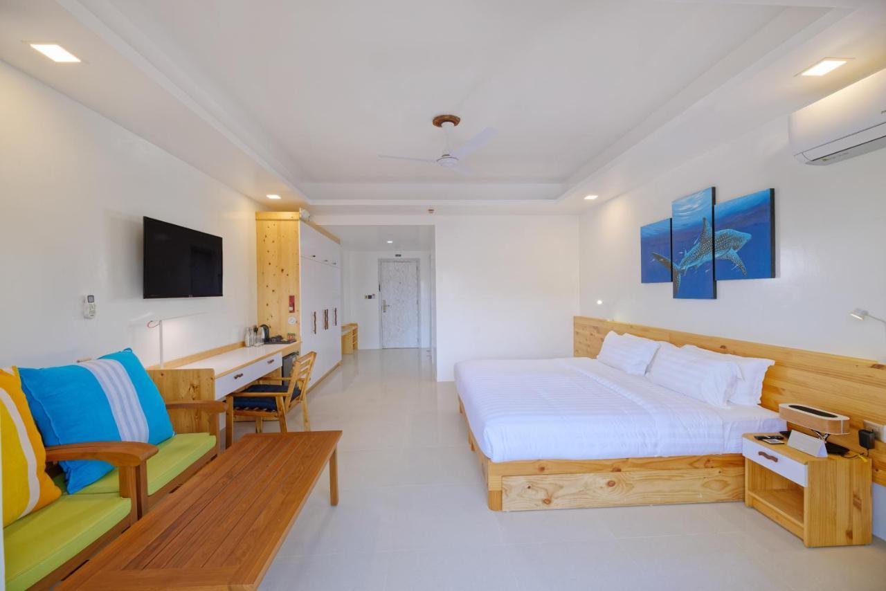 Luau Inn, Maldives 3*