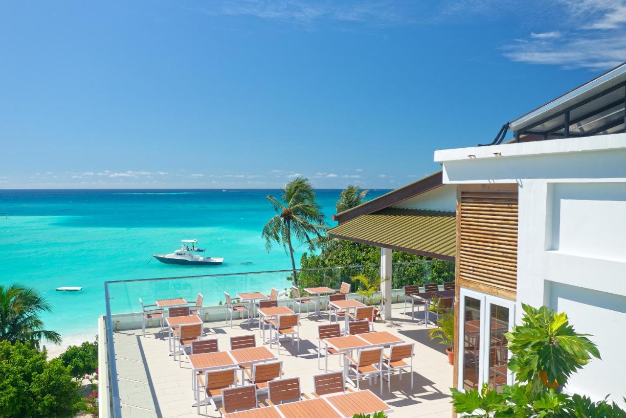 Luau Inn, Maldives