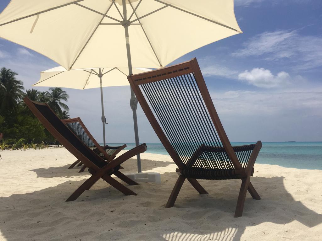 Luau Inn, Maldives