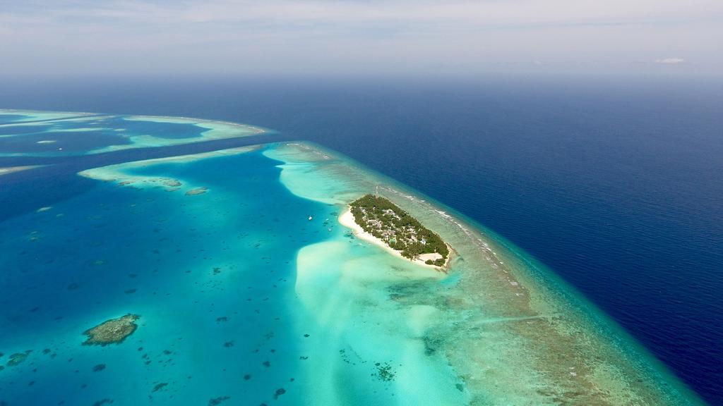 Luau Inn, Maldives 3*
